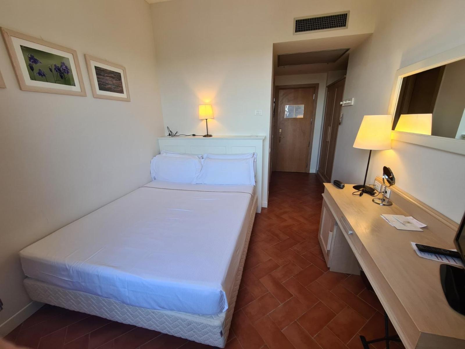 Saturnia Tuscany Hotel มันชาโน ภายนอก รูปภาพ